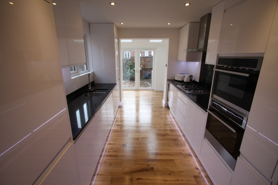 Kitchen Fitting Exeter, Kitchen Design & Install Service | Aspect One - Penthouse Kitchen Appliance Fitting Solutions Creator